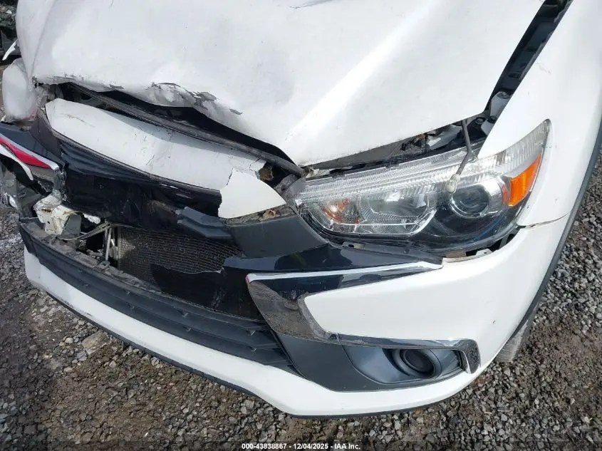 2017 MITSUBISHI OUTLANDER SPORT 2.0 LE