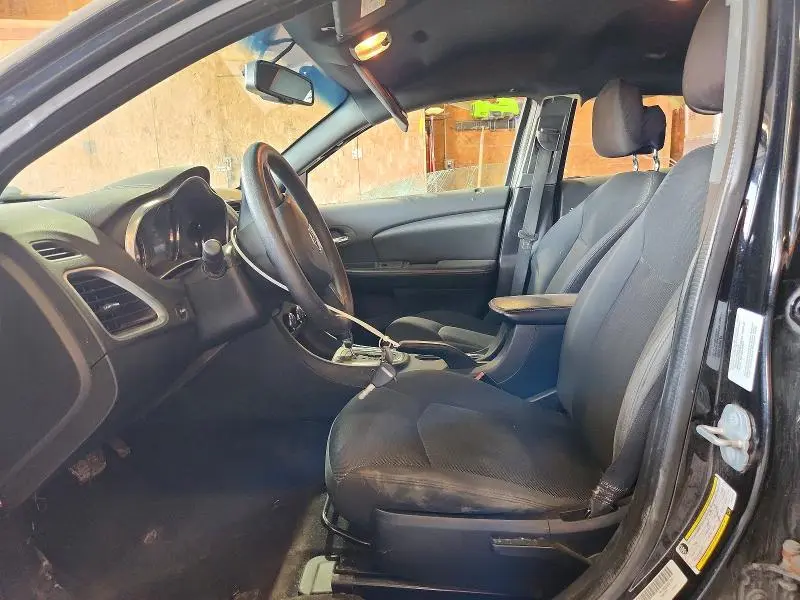 2014 DODGE AVENGER SE  