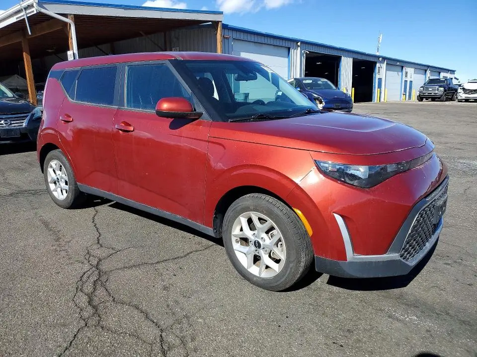 2024 KIA SOUL LX, S  
