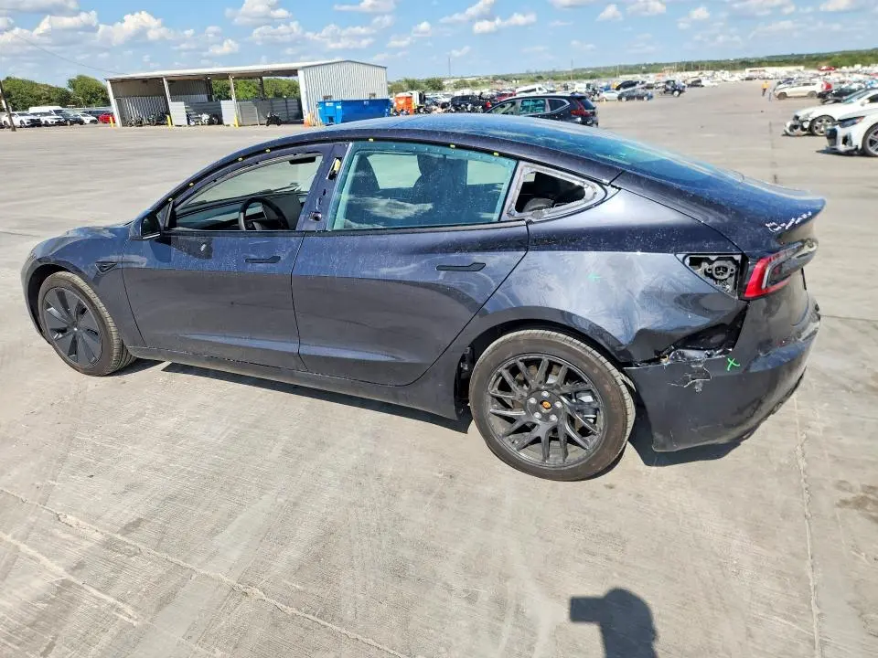 2024 TESLA MODEL 3   