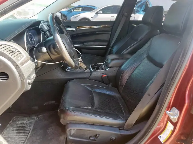2019 CHRYSLER 300 LIMITED  