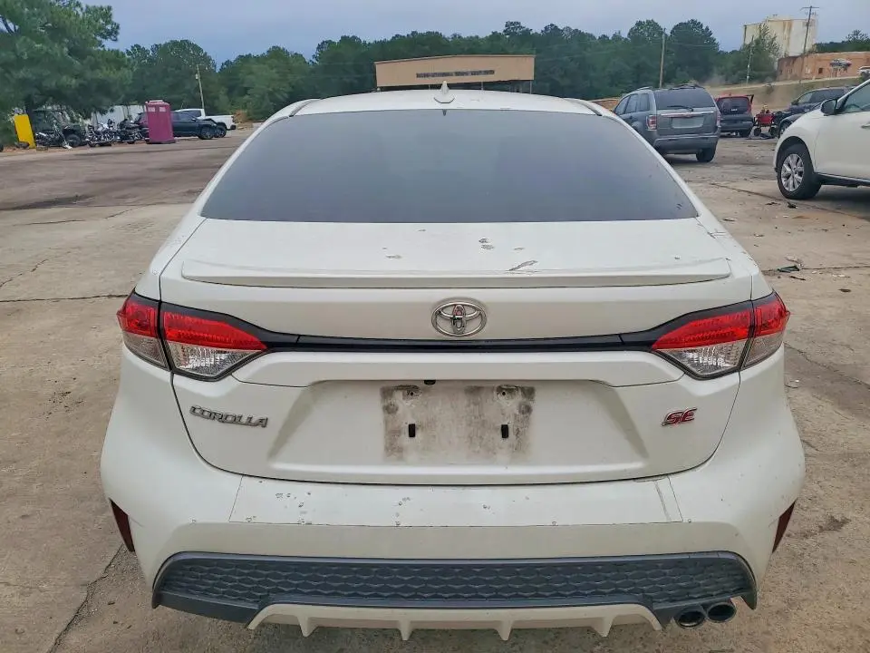 2020 TOYOTA COROLLA SE  