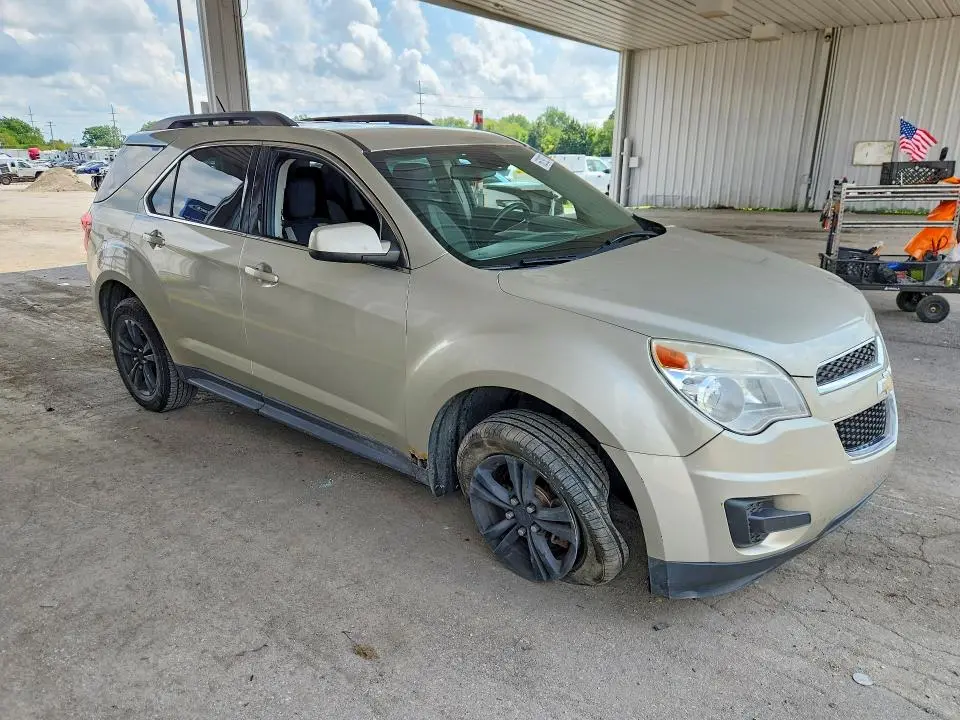 2015 CHEVROLET EQUINOX LT  