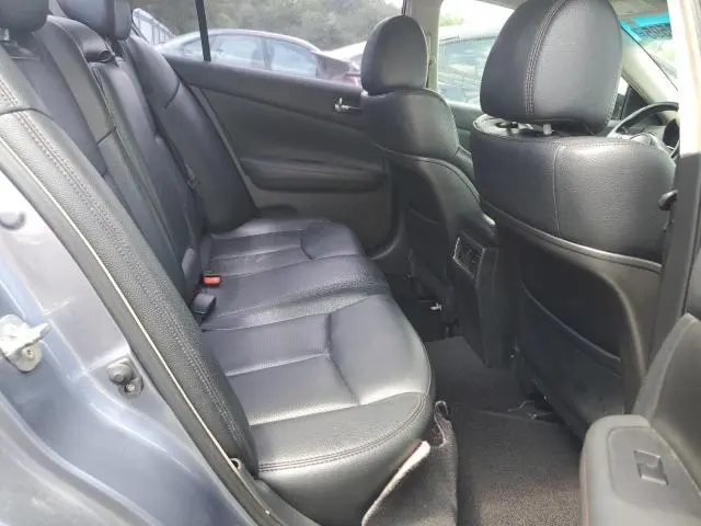 2011 NISSAN MAXIMA S  