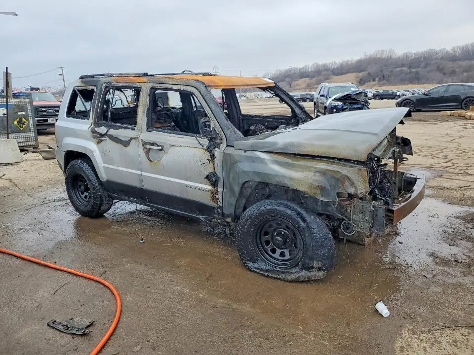 2013 JEEP PATRIOT SPORT  