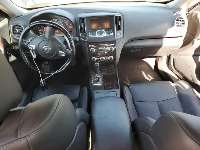 2010 NISSAN MAXIMA S  