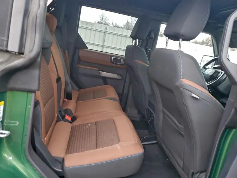 2023 FORD BRONCO BASE  