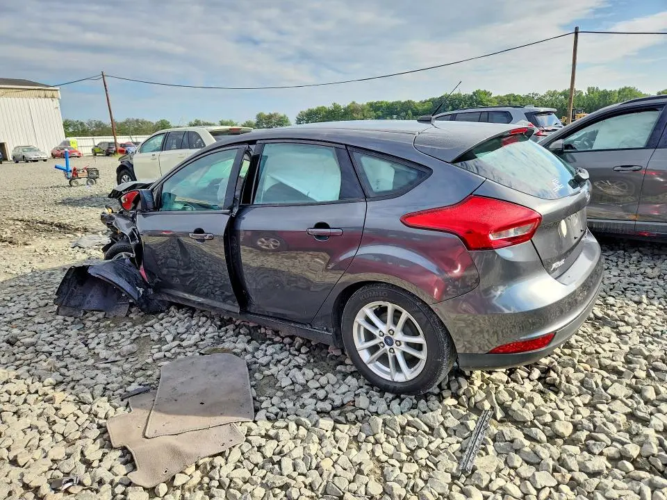 2016 FORD FOCUS SE  