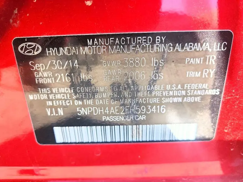 2015 HYUNDAI ELANTRA SE  