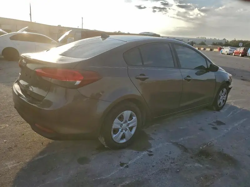 2018 KIA FORTE LX  