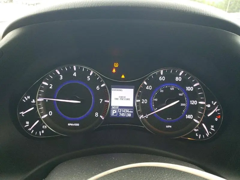 2016 INFINITI QX80 BASE  
