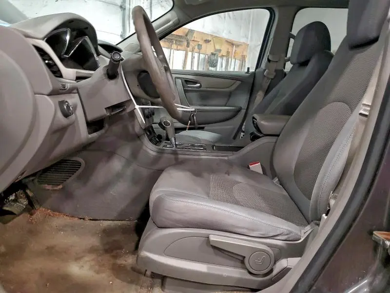 2015 CHEVROLET TRAVERSE LS  