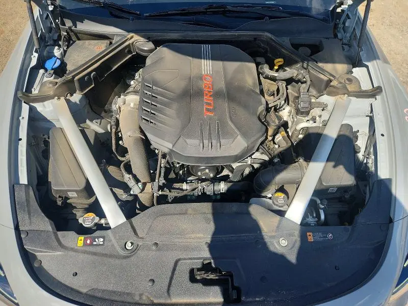 2022 KIA STINGER GT1  