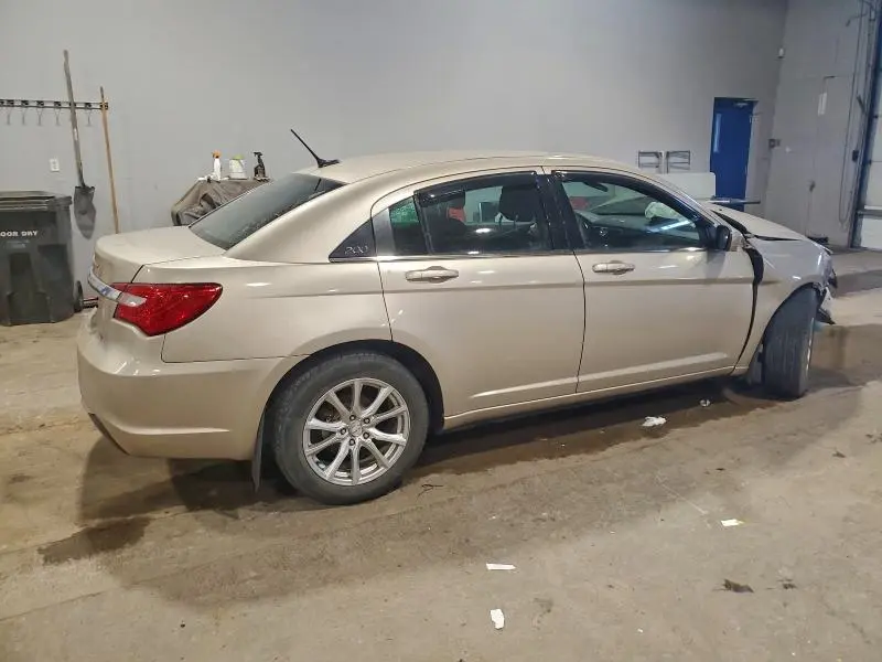 2014 CHRYSLER 200 LX  