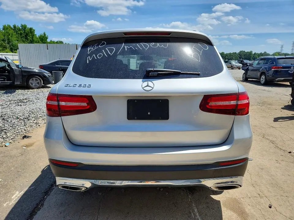 2017 MERCEDES-BENZ GLC 300  
