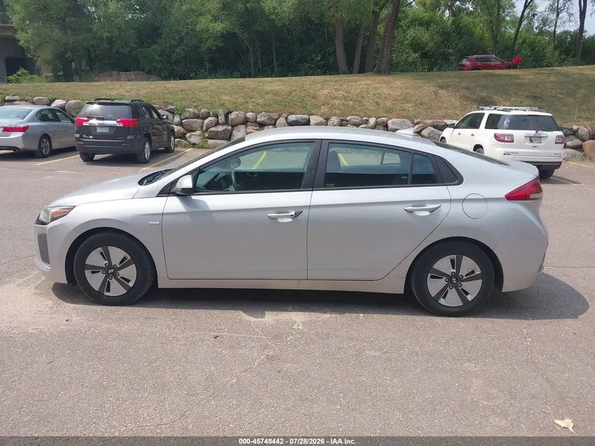 2019 HYUNDAI IONIQ HYBRID BLUE