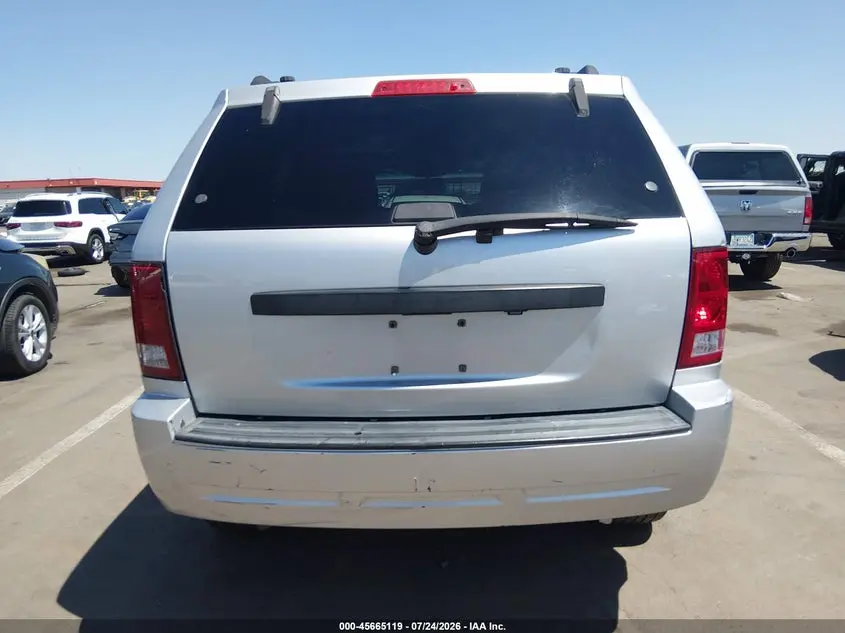 2010 JEEP GRAND CHEROKEE LAREDO