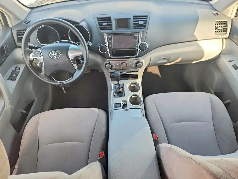 2013 TOYOTA HIGHLANDER BASE  