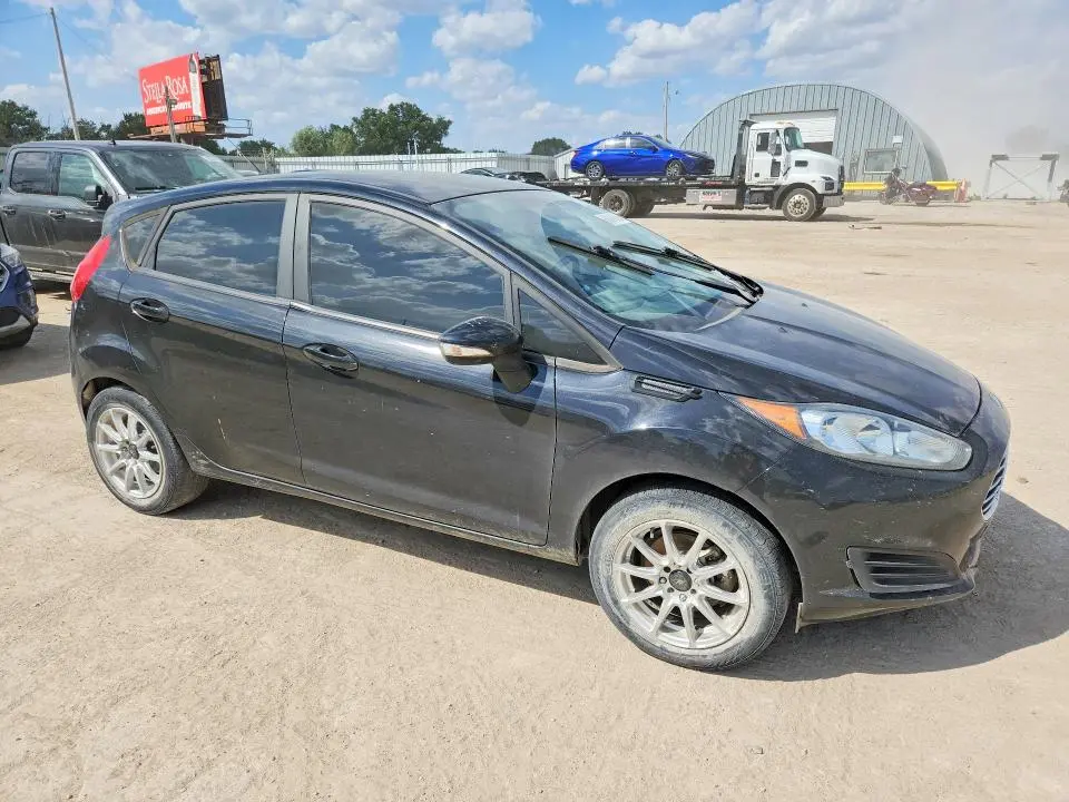 2015 FORD FIESTA SE  