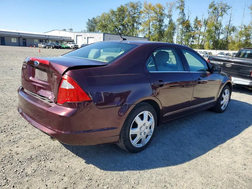 2011 FORD FUSION SE  