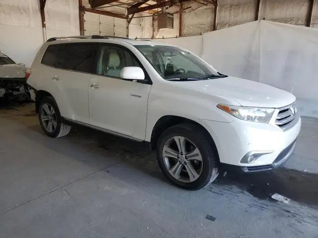 2011 TOYOTA HIGHLANDER LIMITED  