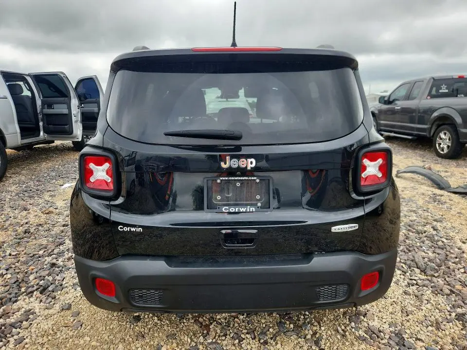 2021 JEEP RENEGADE LATITUDE  