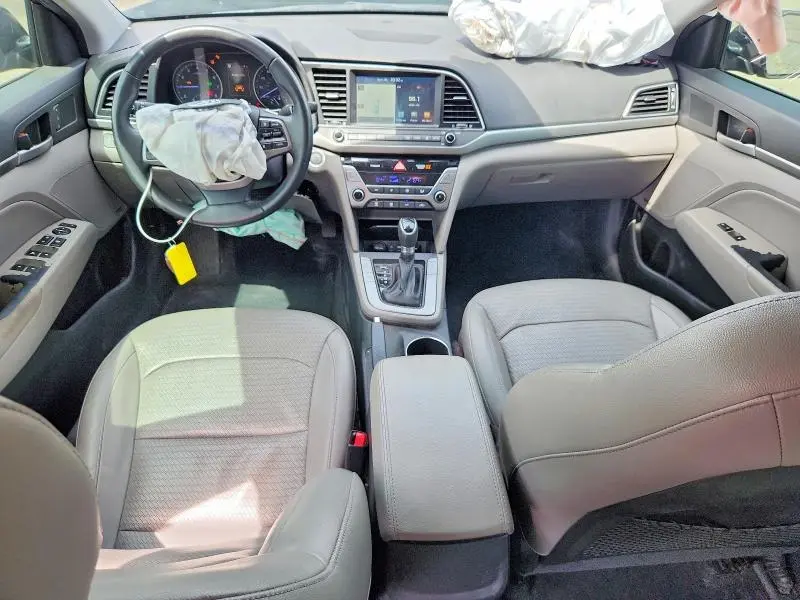 2017 HYUNDAI ELANTRA LIMITED  