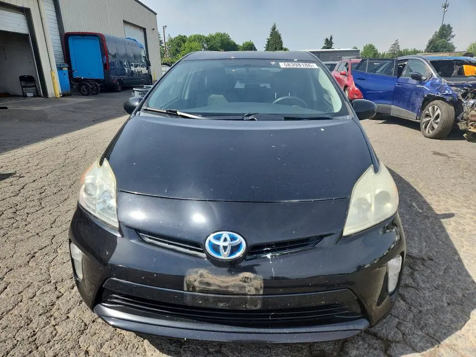 2013 TOYOTA PRIUS TWO  
