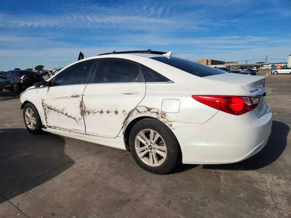 2011 HYUNDAI SONATA GLS  