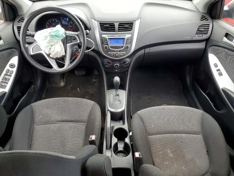 2013 HYUNDAI ACCENT GS  
