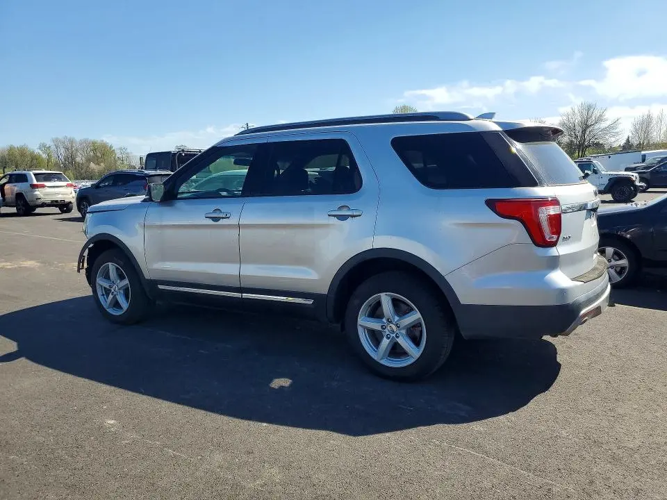 2016 FORD EXPLORER XLT  