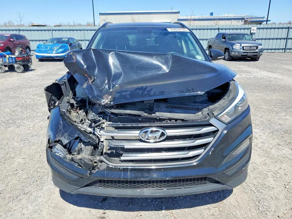 2018 HYUNDAI TUCSON SE  