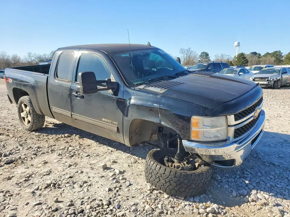 2011 CHEVROLET SILVERADO K2500 HEAVY DUTY LTZ  
