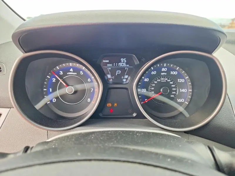 2013 HYUNDAI ELANTRA GLS  