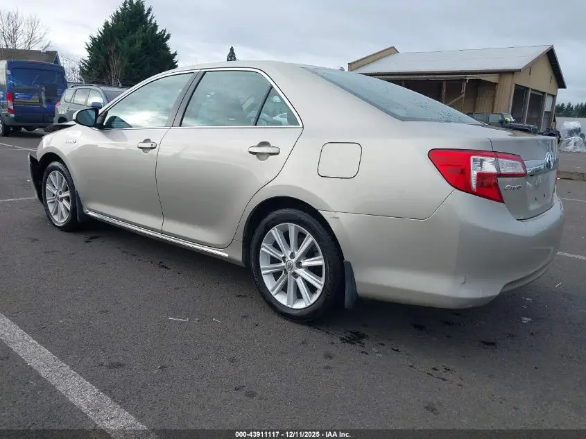 2014 TOYOTA CAMRY HYBRID XLE
