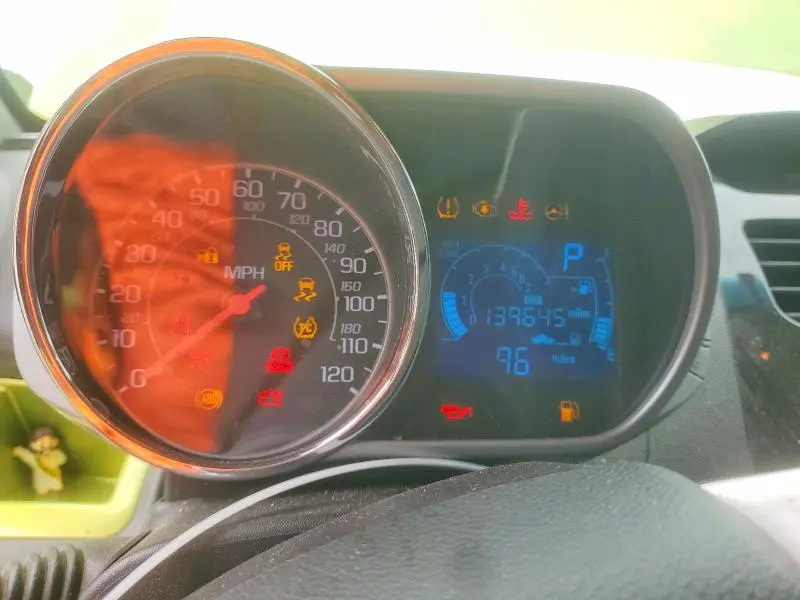 2013 CHEVROLET SPARK 1LT  