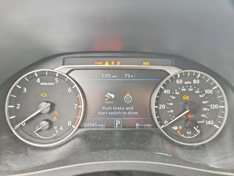 2023 NISSAN ALTIMA SR  