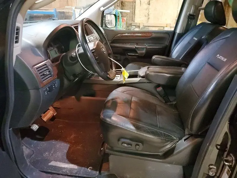 2011 NISSAN ARMADA SV  