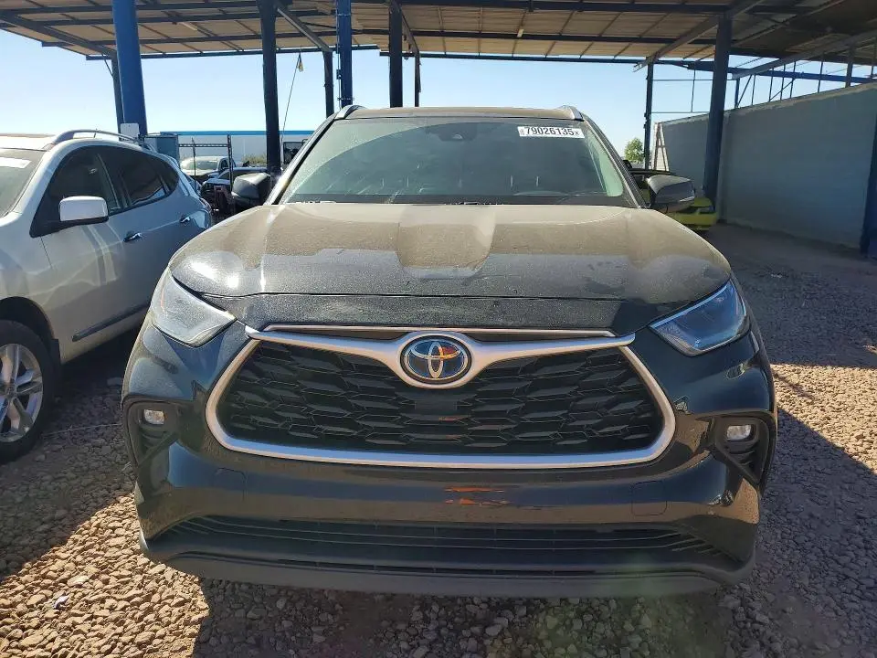 2021 TOYOTA HIGHLANDER   