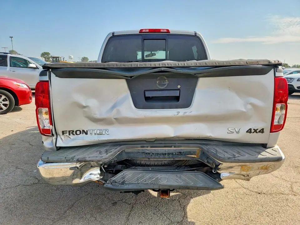 2018 NISSAN FRONTIER SV  