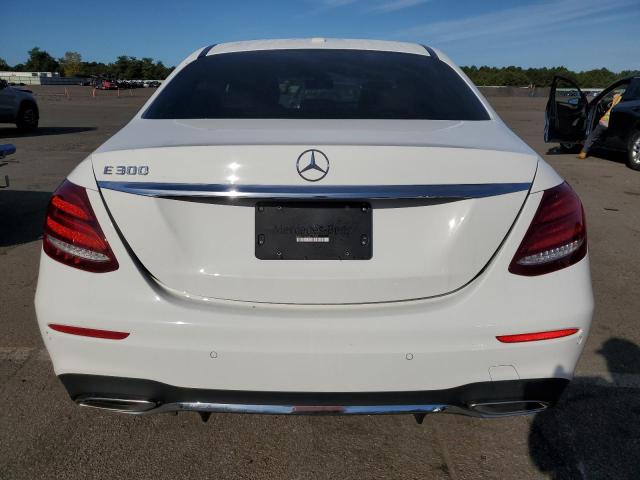 2017 MERCEDES-BENZ E 300