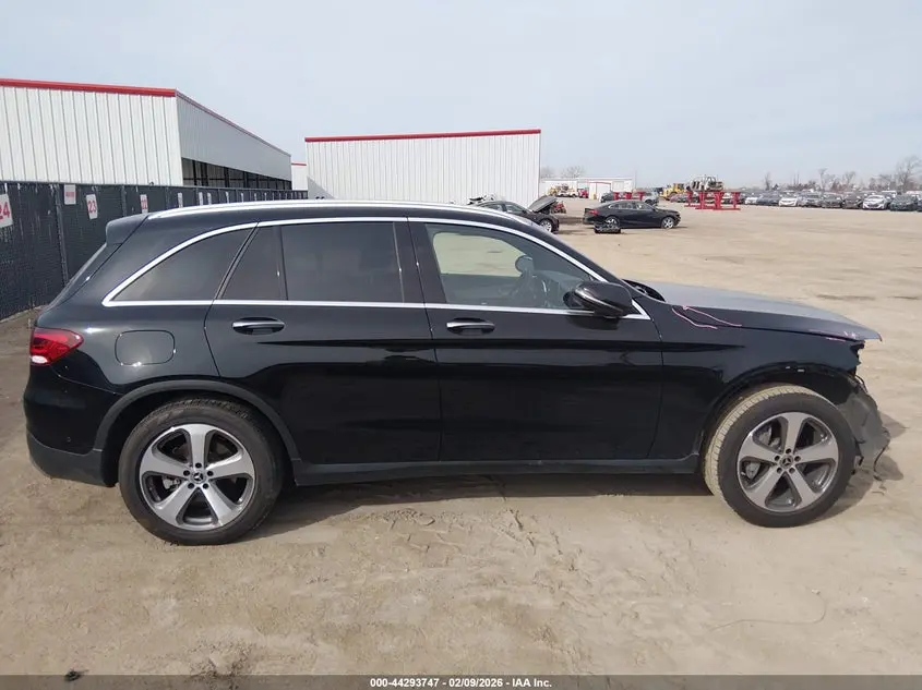 2020 MERCEDES-BENZ GLC 300  