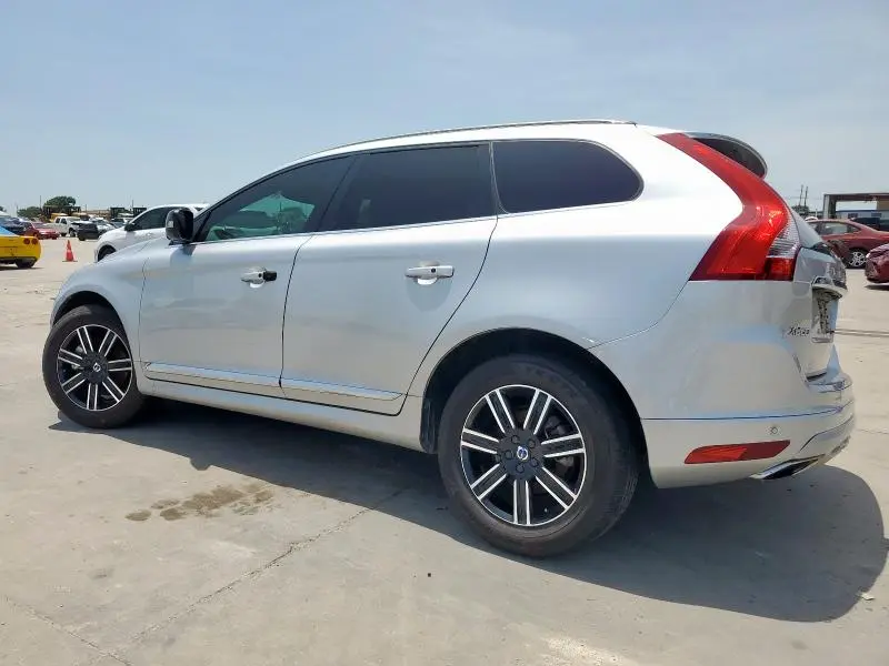 2017 VOLVO XC60 T5 DYNAMIC  