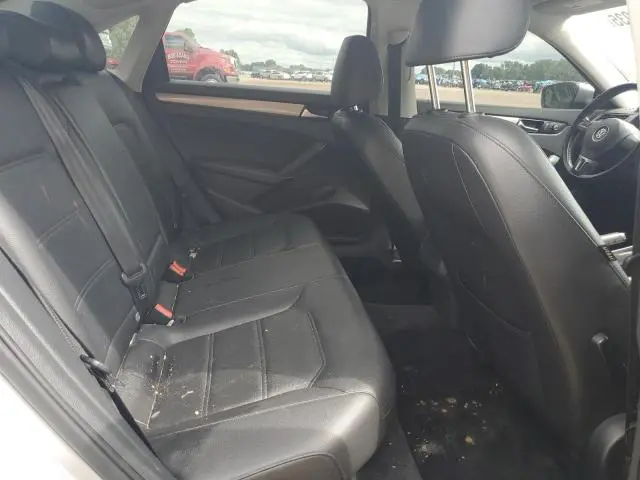 2015 VOLKSWAGEN PASSAT S