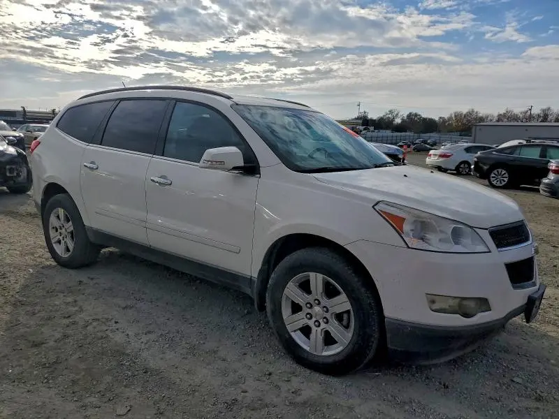 2012 CHEVROLET TRAVERSE LT  