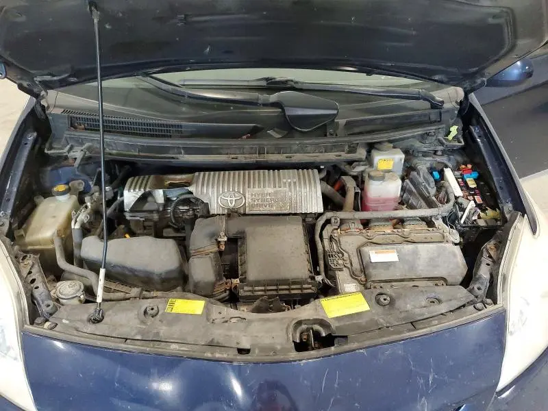 2014 TOYOTA PRIUS TWO  