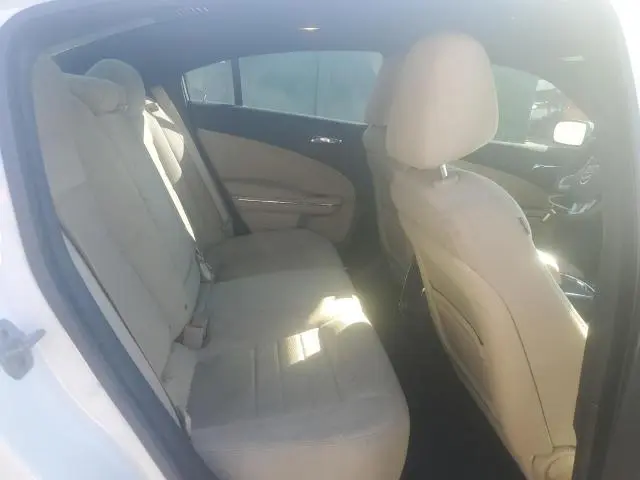 2012 DODGE CHARGER SE  