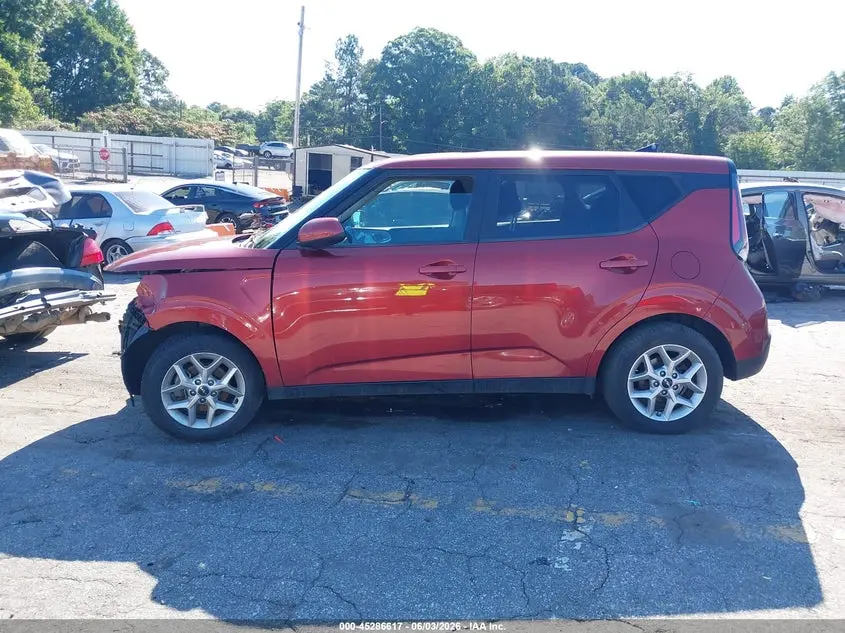 2023 KIA SOUL LX