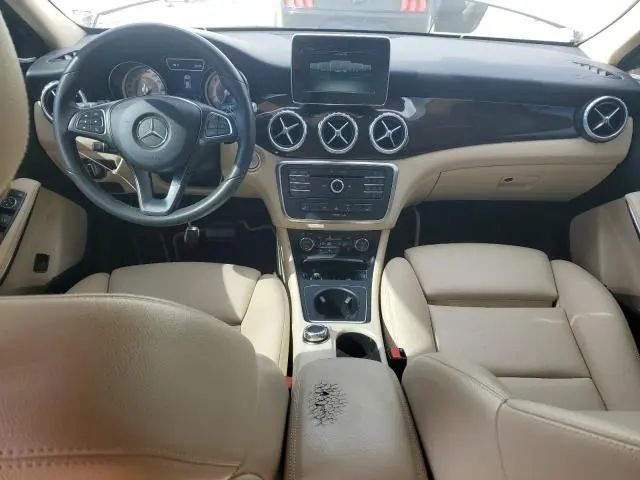 2017 MERCEDES-BENZ GLA 250  