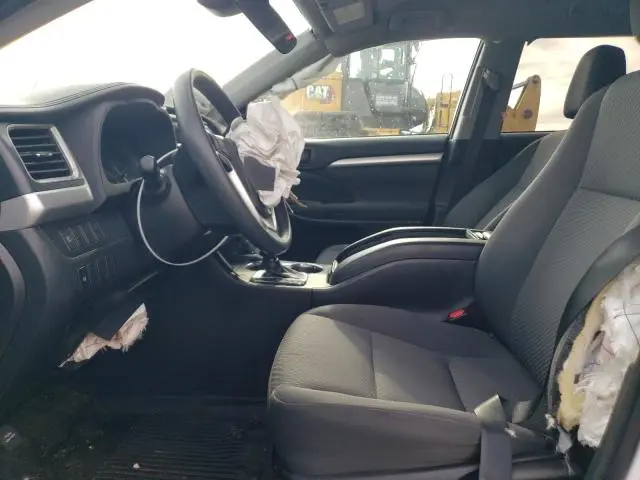 2018 TOYOTA HIGHLANDER LE  